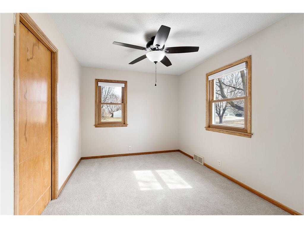 805 15th Avenue SE Austin MN 55912 7047057 image19