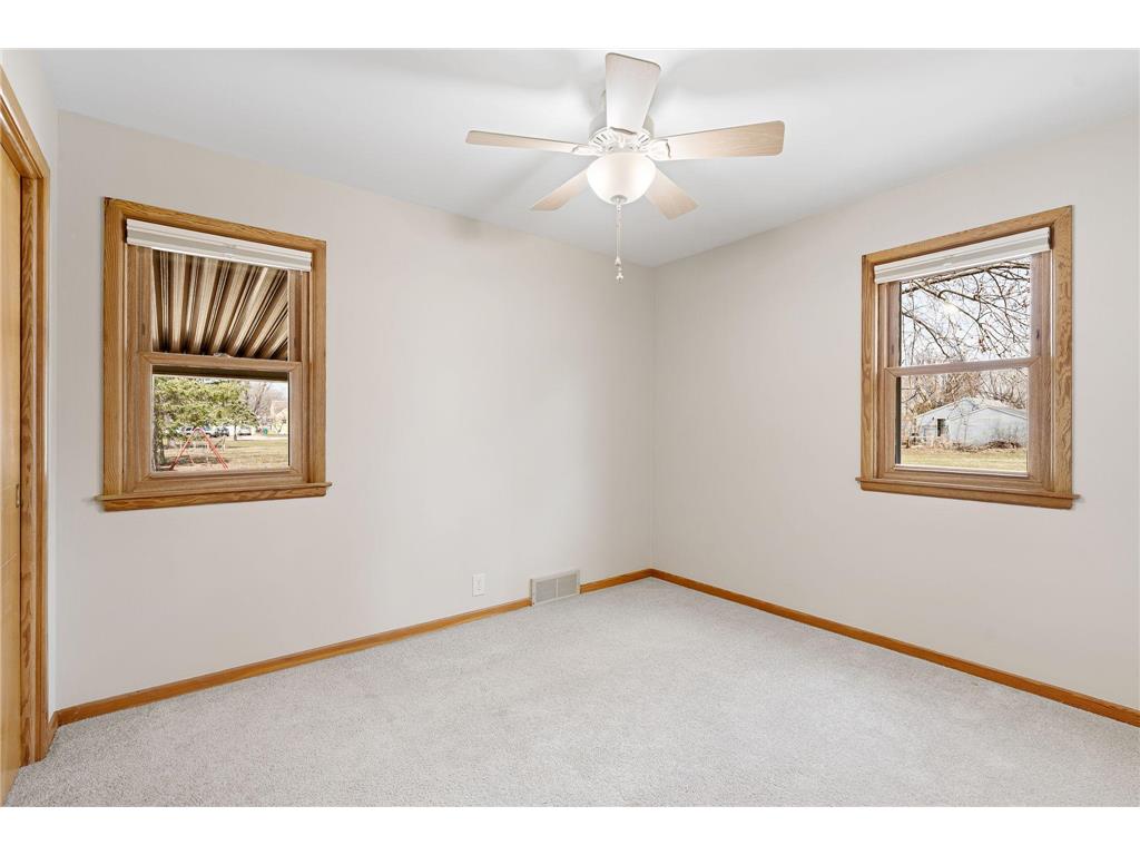 805 15th Avenue SE Austin MN 55912 7047057 image21