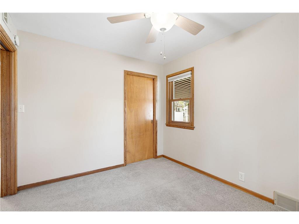 805 15th Avenue SE Austin MN 55912 7047057 image22