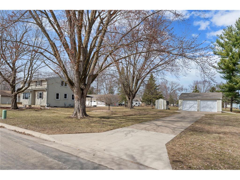 805 15th Avenue SE Austin MN 55912 7047057 image3