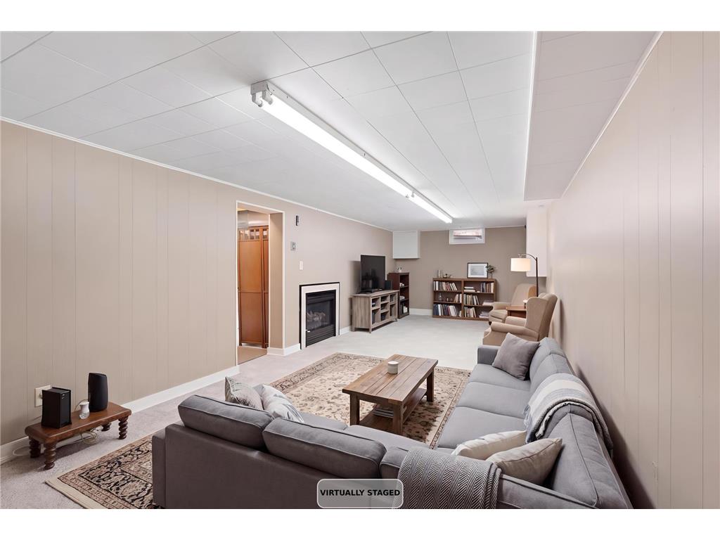 805 15th Avenue SE Austin MN 55912 7047057 image30