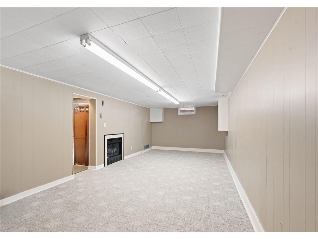 805 15th Avenue SE Austin MN 55912 7047057 image31