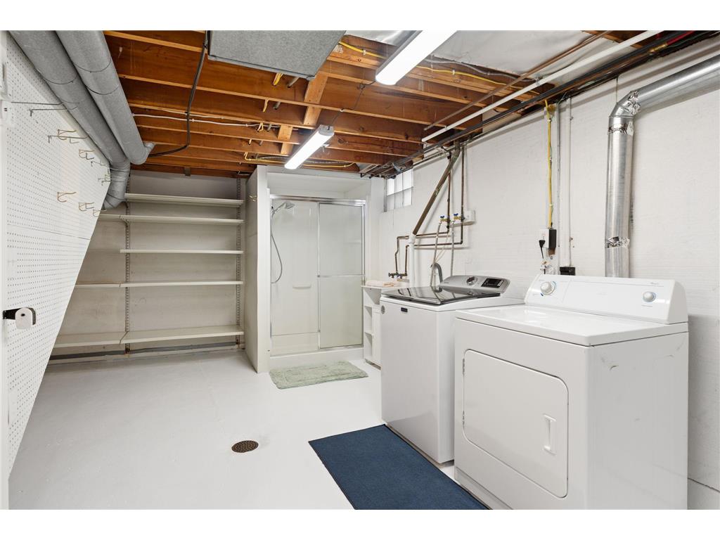 805 15th Avenue SE Austin MN 55912 7047057 image33
