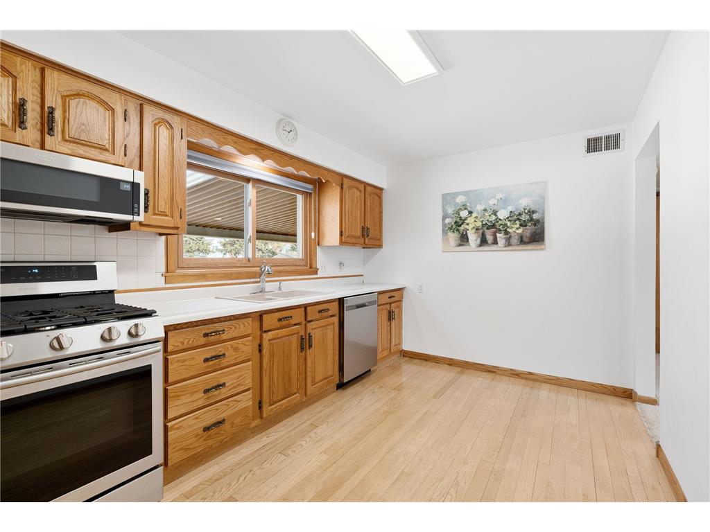 805 15th Avenue SE Austin MN 55912 7047057 image8