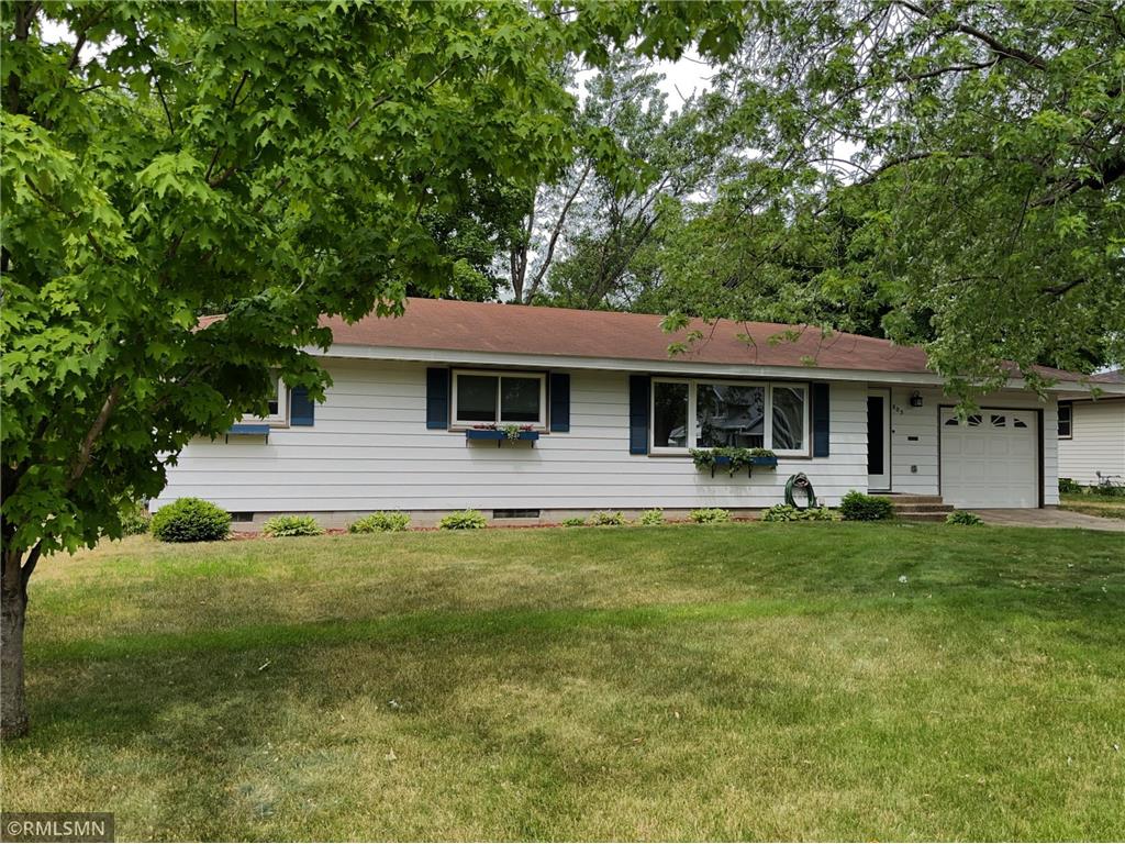 805 21st Avenue N Saint Cloud MN 56303 6398641 image1