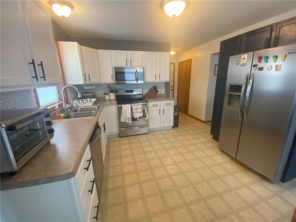 805 3rd Avenue NE Plainview MN 55964 7111040 image11