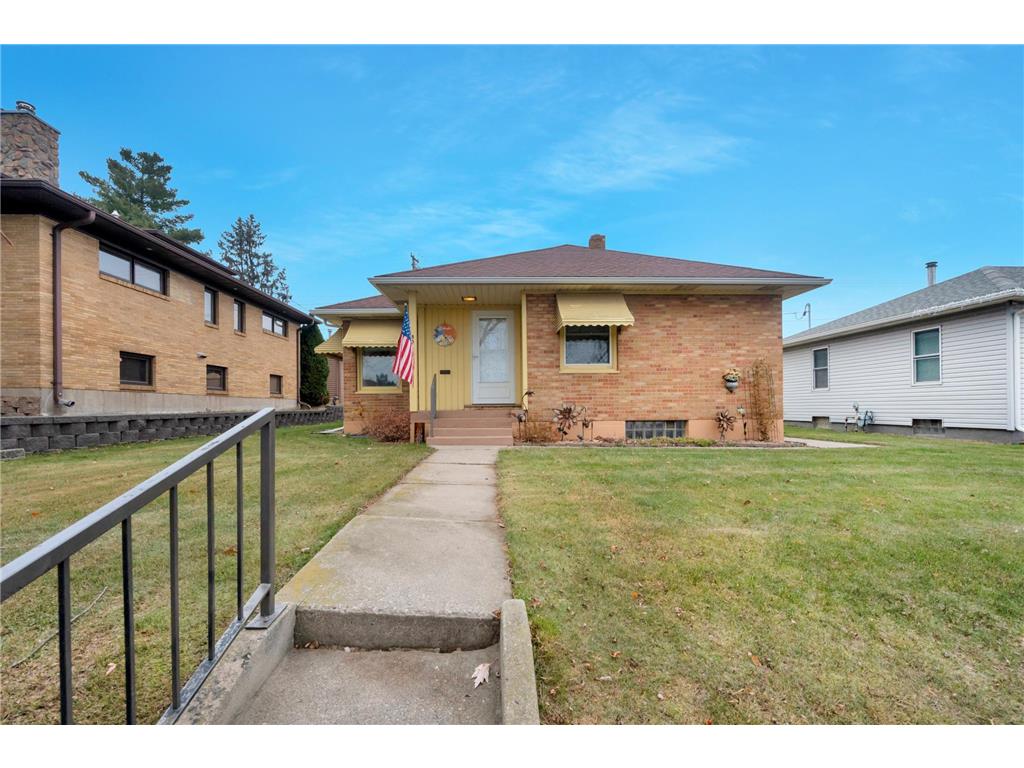 805 8th Street N Virginia MN 55792 6824396 image30