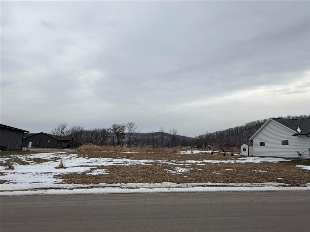 805 Bridle Lane La Crescent MN 55947 7019219 image1