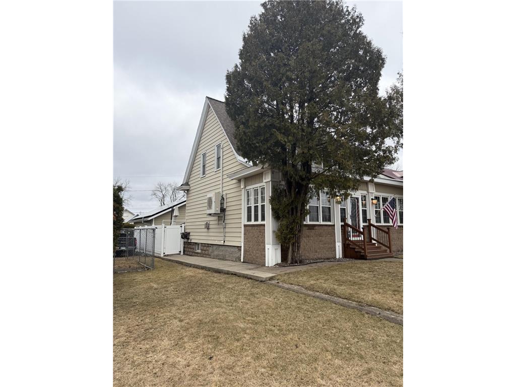 805 Harrison Street Eveleth MN 55734 7089549 image3