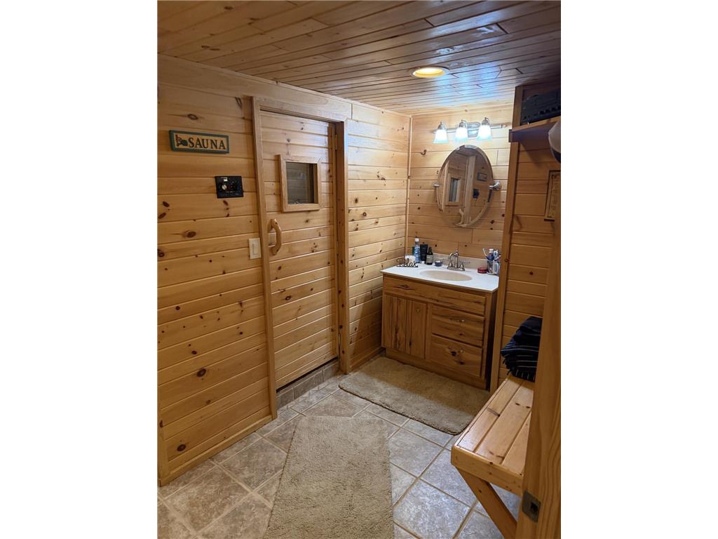 805 Harrison Street Eveleth MN 55734 7089549 image40