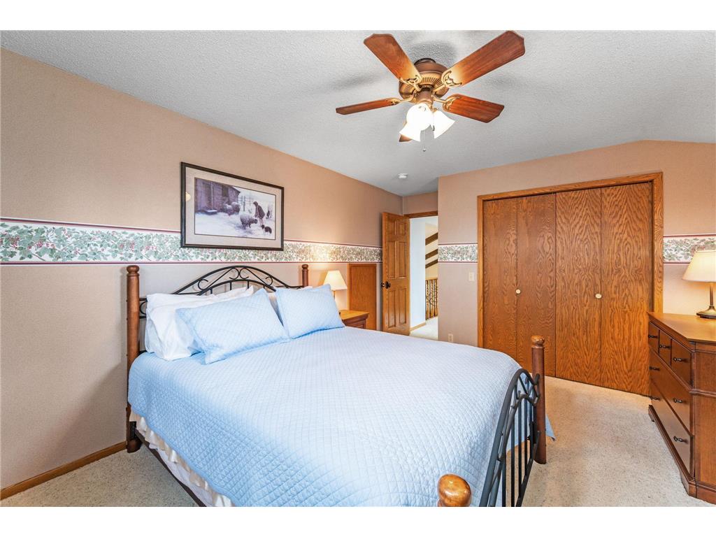 805 Hengen Street Fairmont MN 56031 7038192 image37