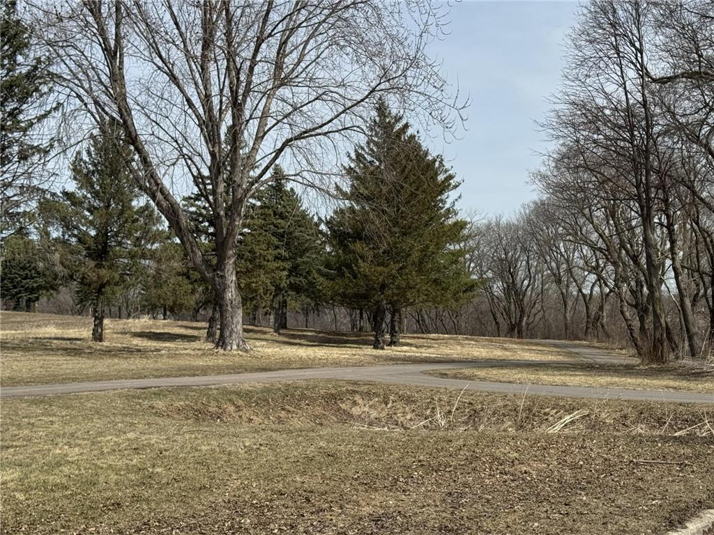 805 Hengen Street Fairmont MN 56031 7038192 image52