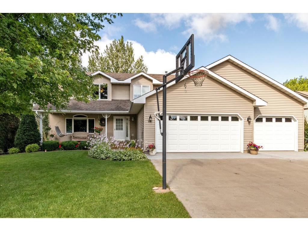 805 Jefferson Avenue SW, Eyota, MN 55934 MLS 5270141 Edina Realty