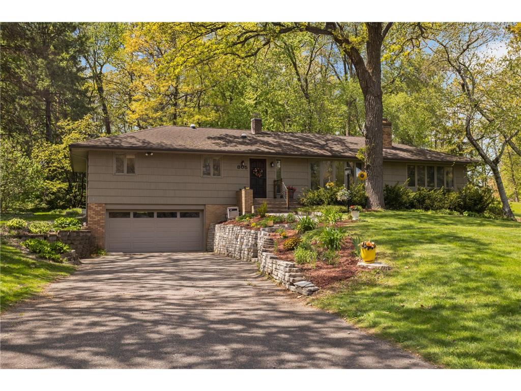 805 Kingsview Lane N Plymouth MN 55447 7072246 image1