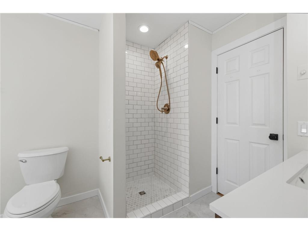 805 Lacota Lane Burnsville MN 55337 7072491 image12