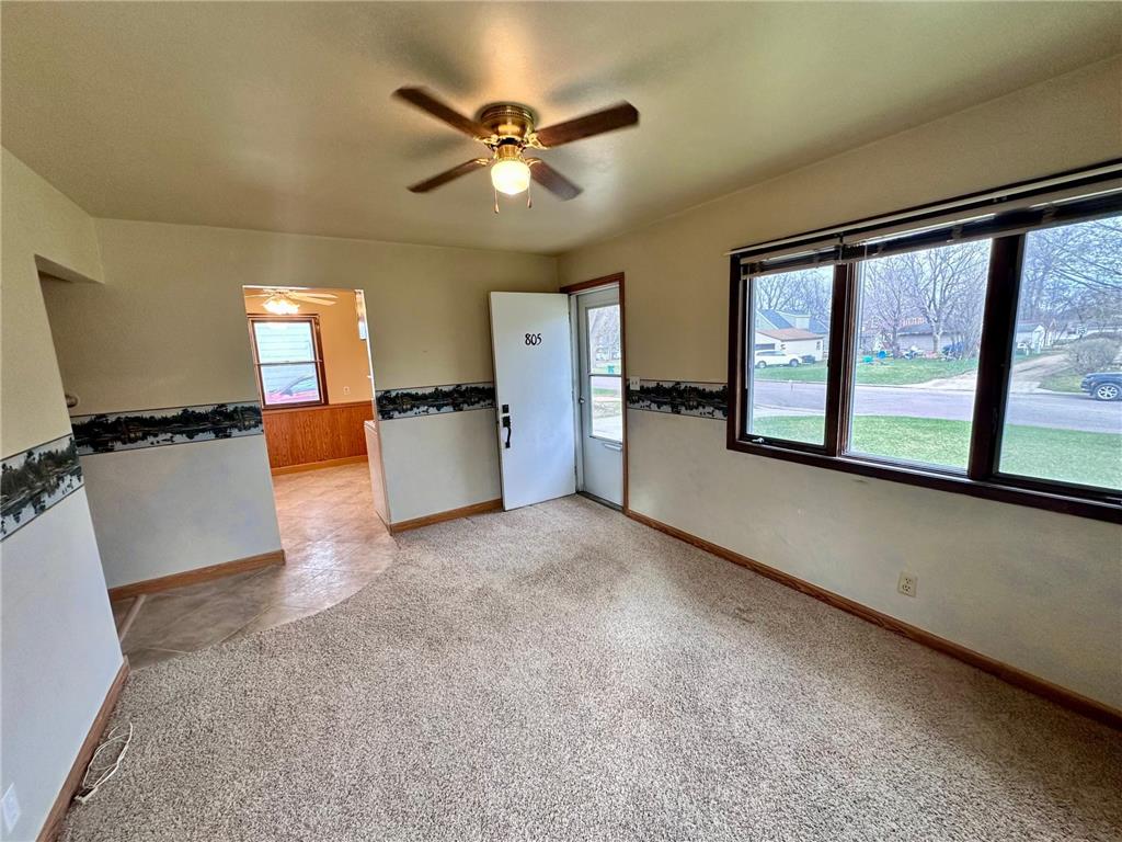 805 N 5th Street Marshall MN 56258 7055902 image4