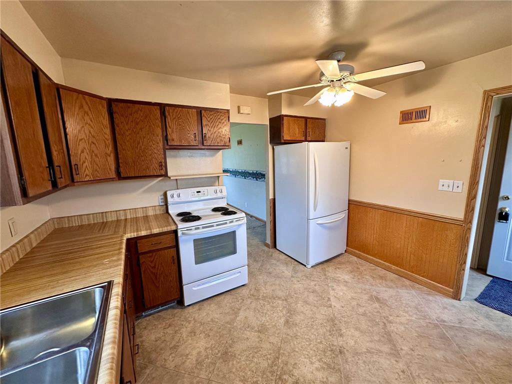 805 N 5th Street Marshall MN 56258 7055902 image6