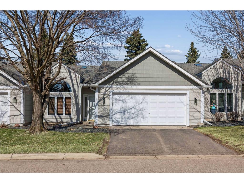 805 Southcross Drive E Burnsville MN 55306 6816563 image1