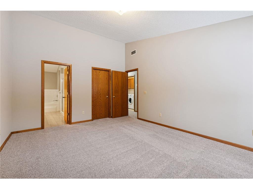 805 Southcross Drive E Burnsville MN 55306 6816563 image12