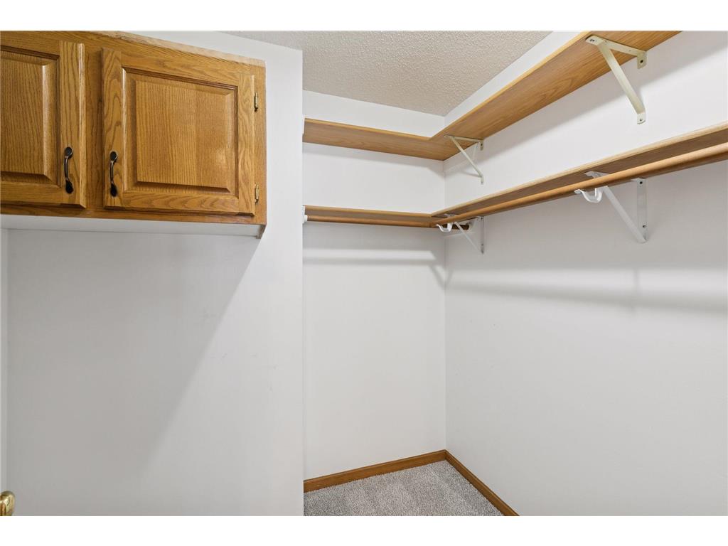 805 Southcross Drive E Burnsville MN 55306 6816563 image13