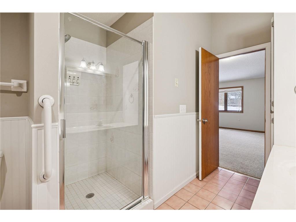 805 Southcross Drive E Burnsville MN 55306 6816563 image15