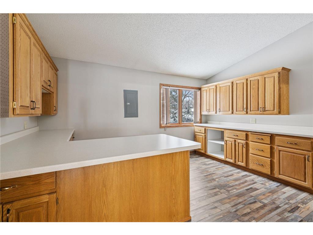805 Southcross Drive E Burnsville MN 55306 6816563 image17