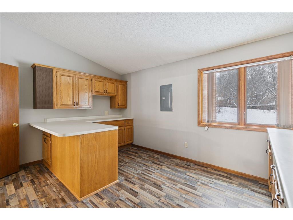 805 Southcross Drive E Burnsville MN 55306 6816563 image18
