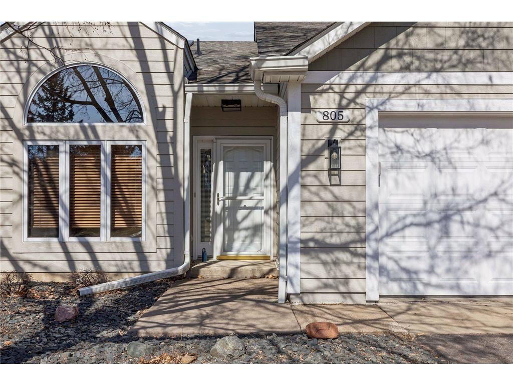 805 Southcross Drive E Burnsville MN 55306 6816563 image2