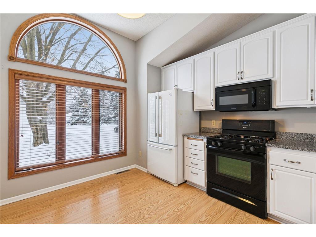 805 Southcross Drive E Burnsville MN 55306 6816563 image3