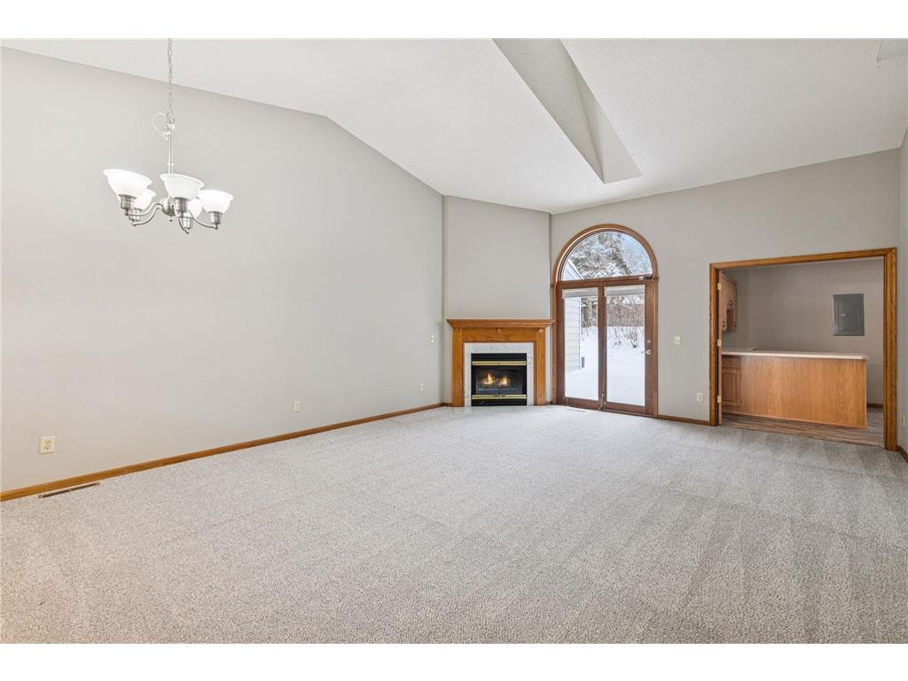 805 Southcross Drive E Burnsville MN 55306 6816563 image6