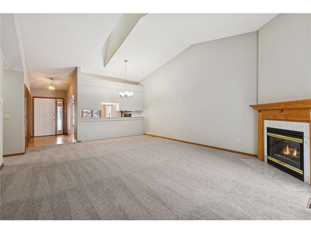 805 Southcross Drive E Burnsville MN 55306 6816563 image9