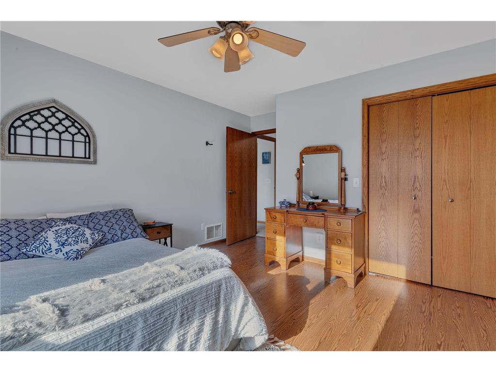805 Westland Street New London MN 56273 7055662 image12