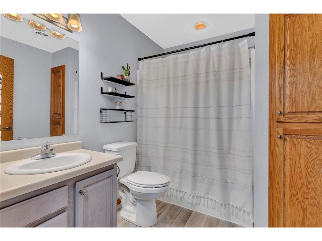 805 Westland Street New London MN 56273 7055662 image13