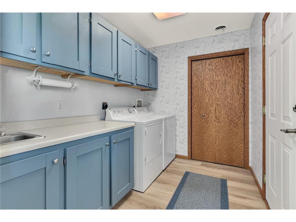 805 Westland Street New London MN 56273 7055662 image19