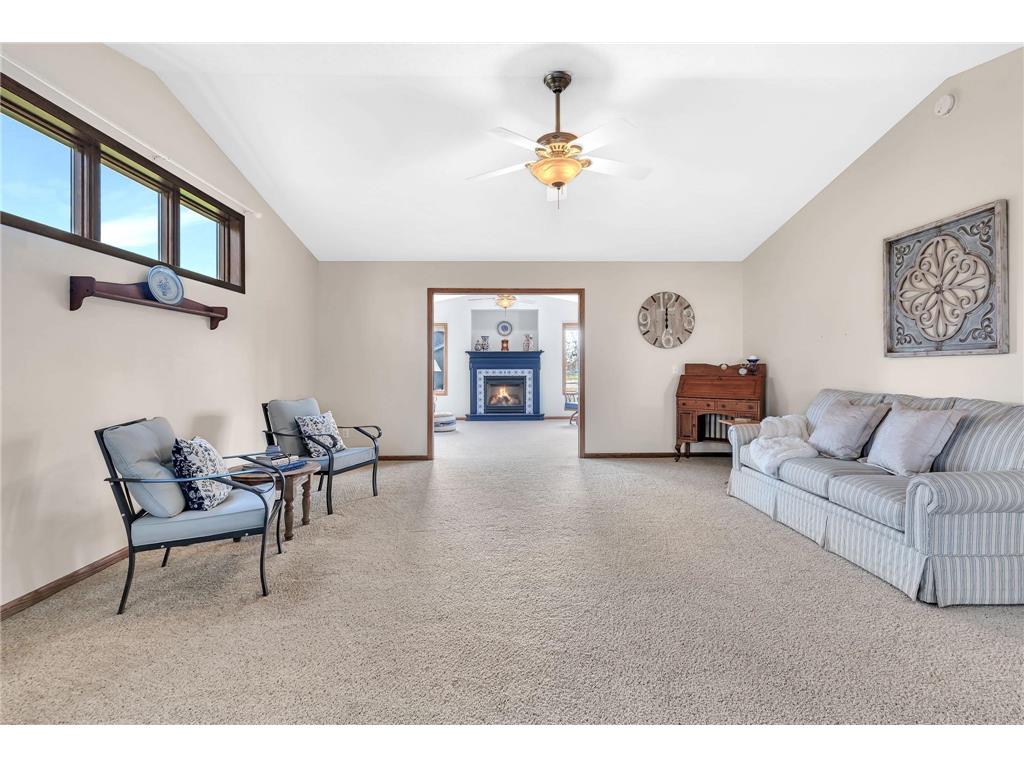 805 Westland Street New London MN 56273 7055662 image2