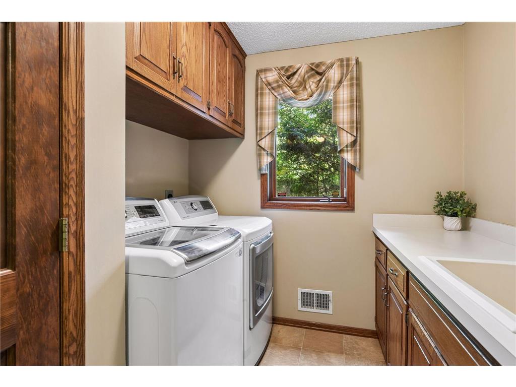 8050 134th Street W Apple Valley MN 55124 7076687 image15