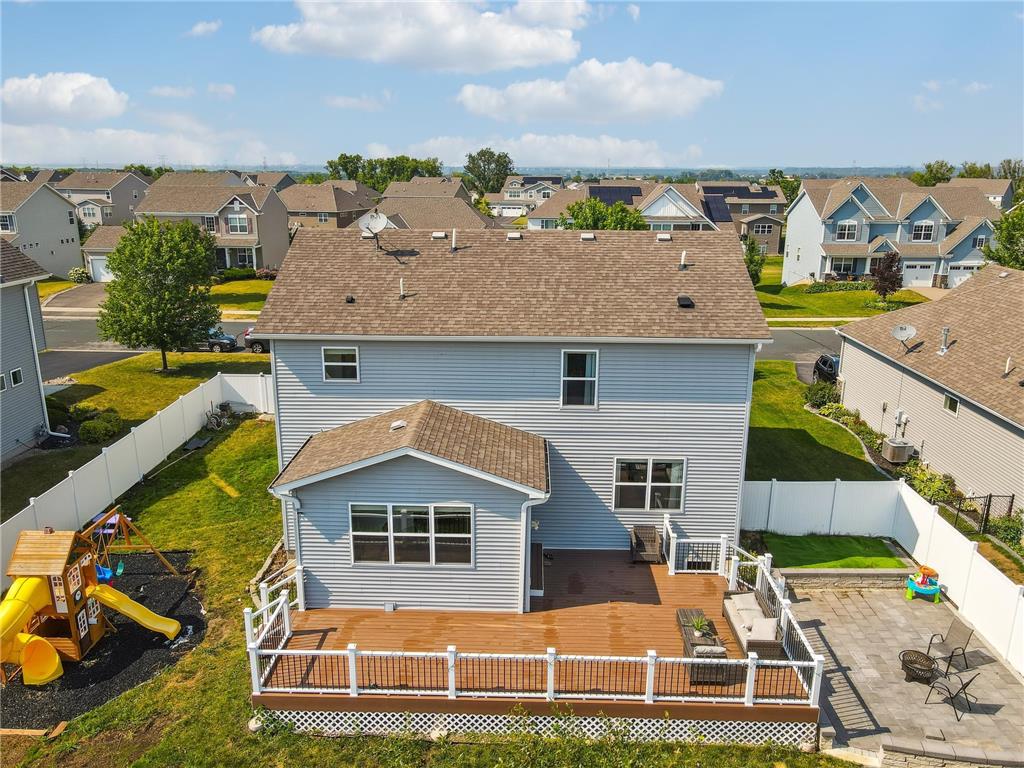 8050 Spring Lake Lane, Shakopee, MN, 55379 MLS 6498429 Edina Realty