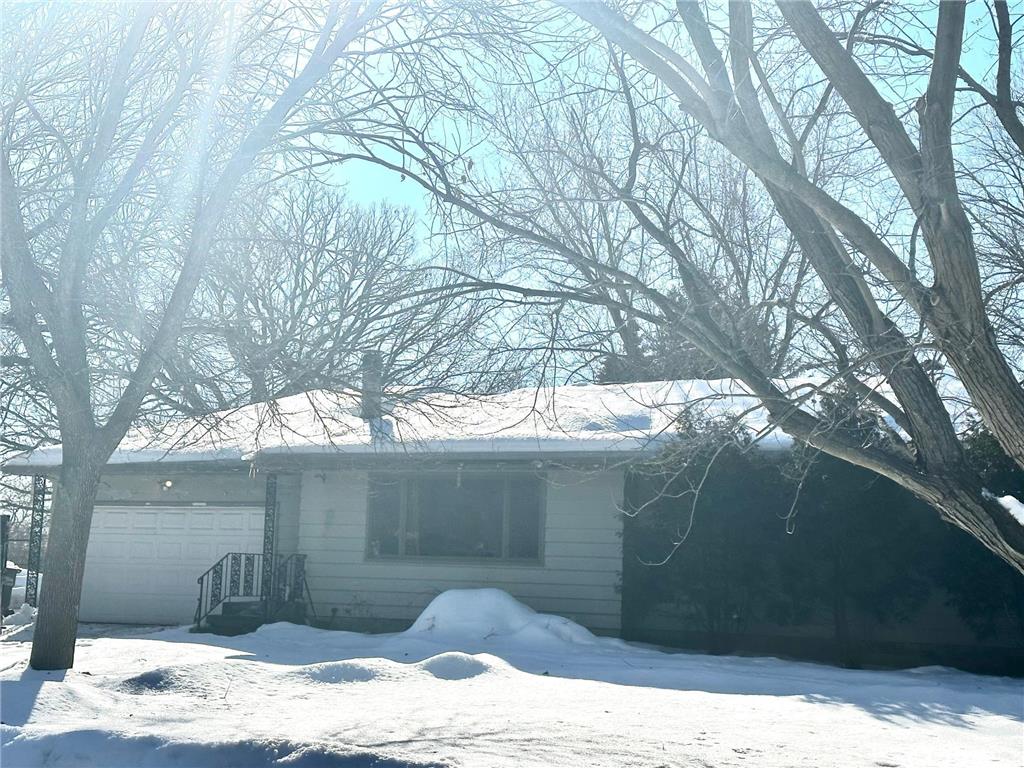 8051 1st Street N Oakdale MN 55128 6331361 image1