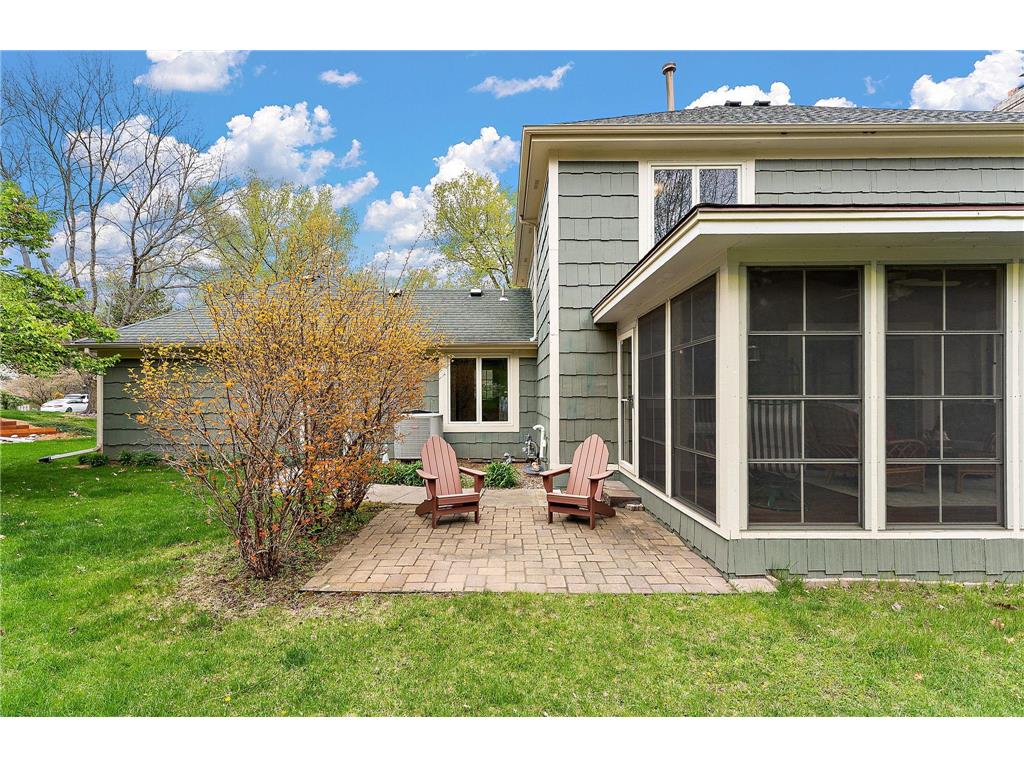 8053 Galway Road Woodbury MN 55125 7053884 image3