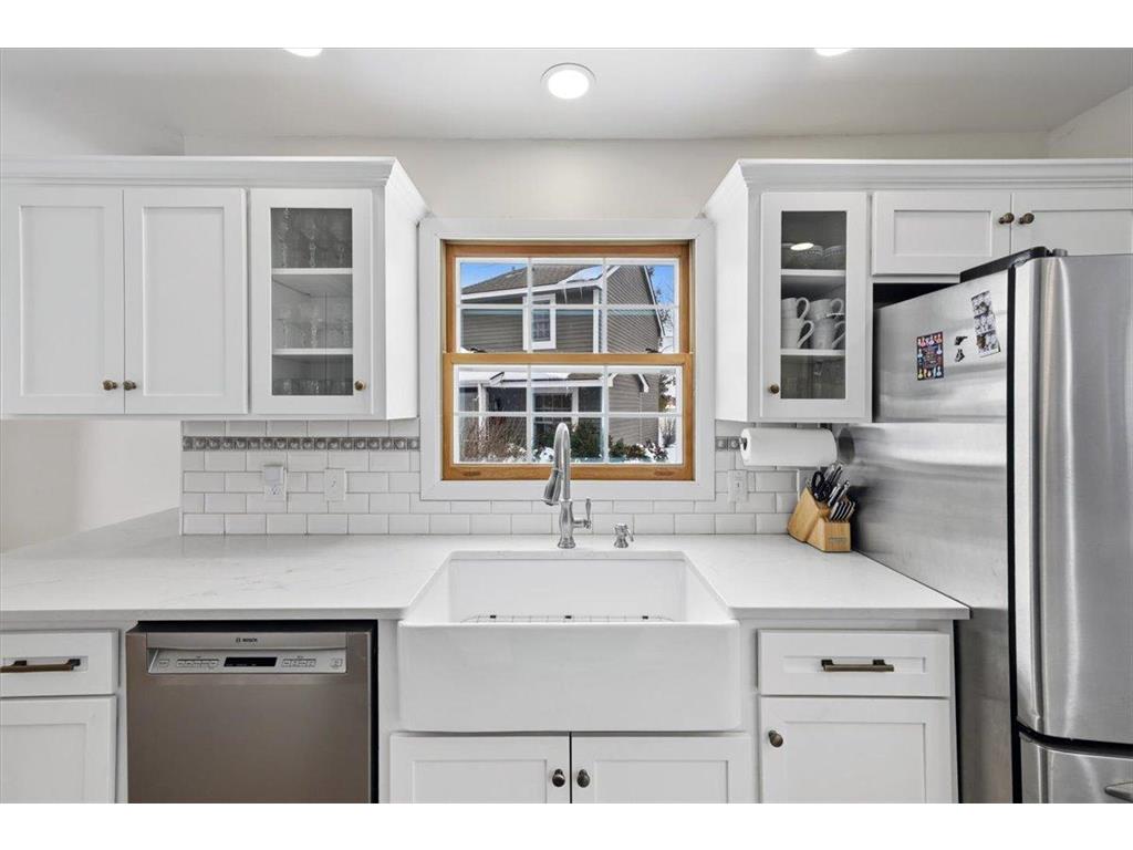 8055 Curtis Lane Eden Prairie MN 55347 7034399 image3