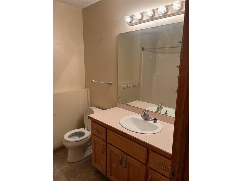 806 103rd Avenue NE Blaine MN 55434 7033962 image21