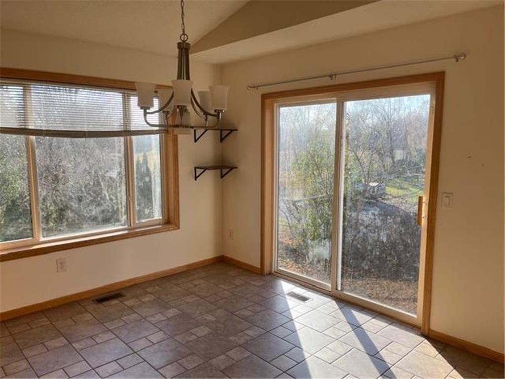 806 103rd Avenue NE Blaine MN 55434 7033962 image3