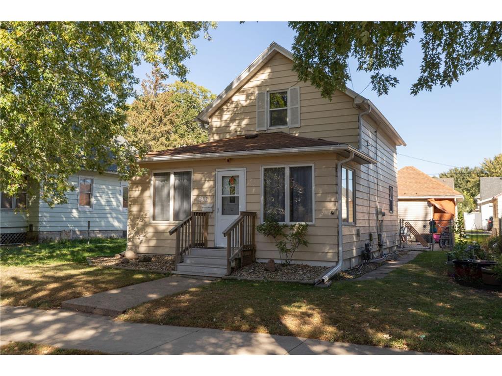 806 10th Avenue SW Austin MN 55912 6614003 image1