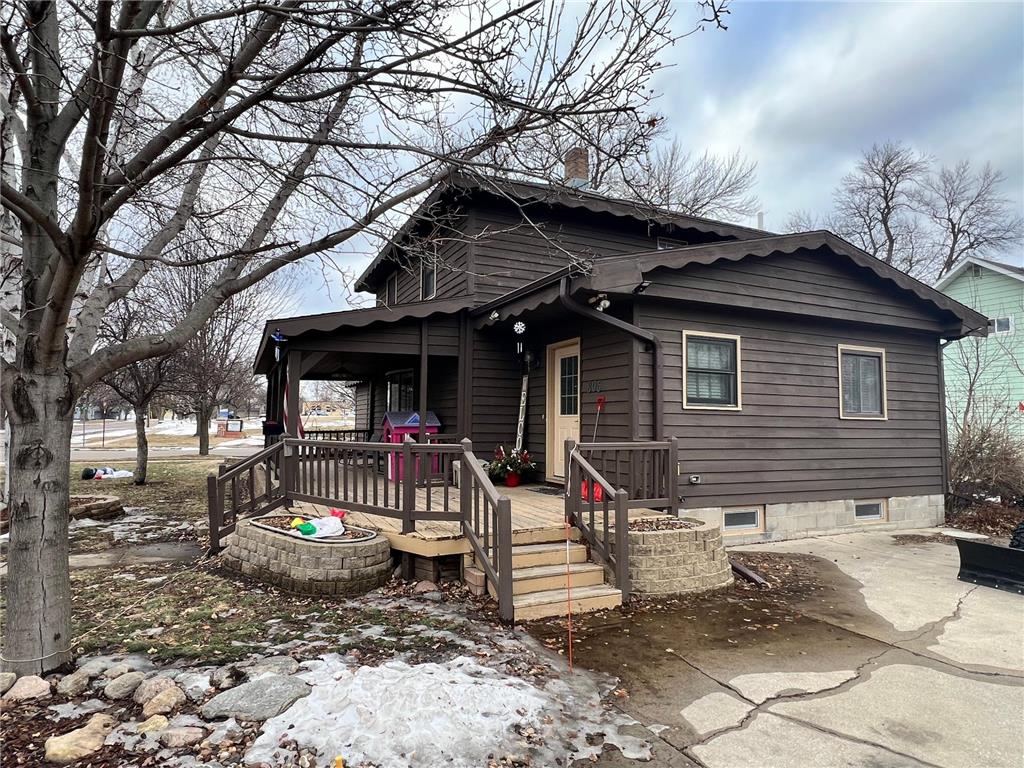 806 1st Avenue Madison MN 56256 7008624 image4