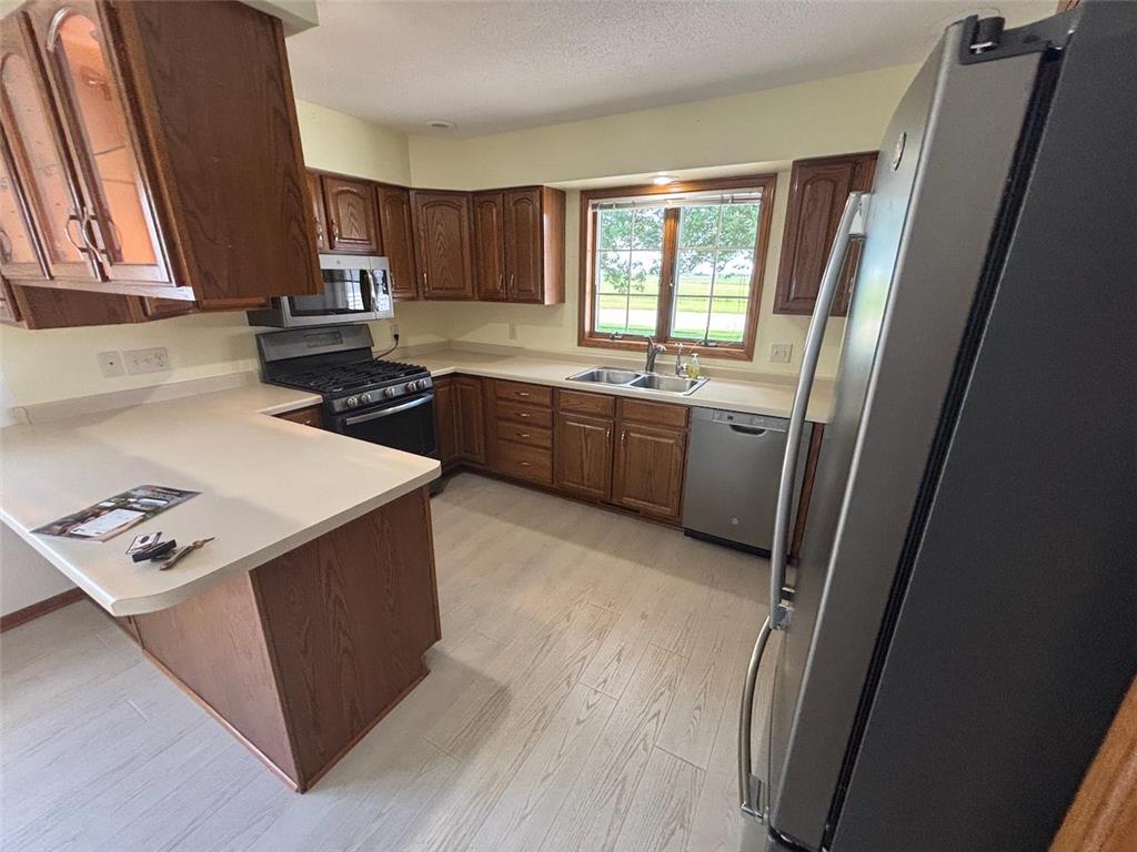 806 28th Avenue SW Willmar MN 56201 7110236 image10