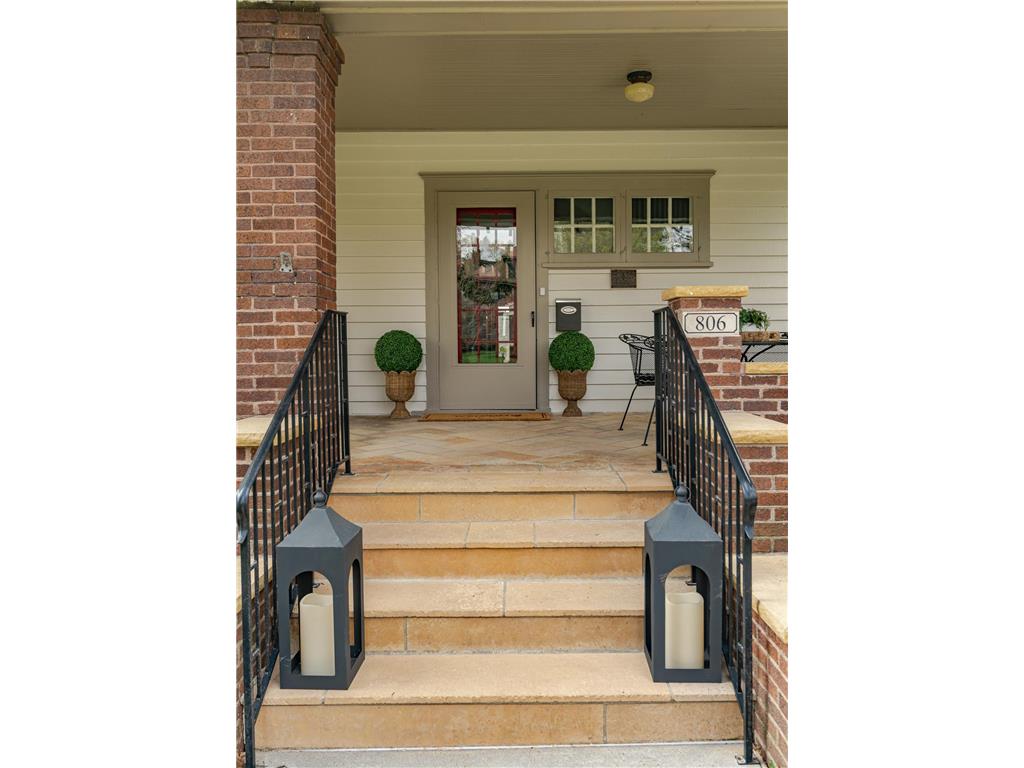 806 4th Street SW Rochester MN 55902 7011271 image2