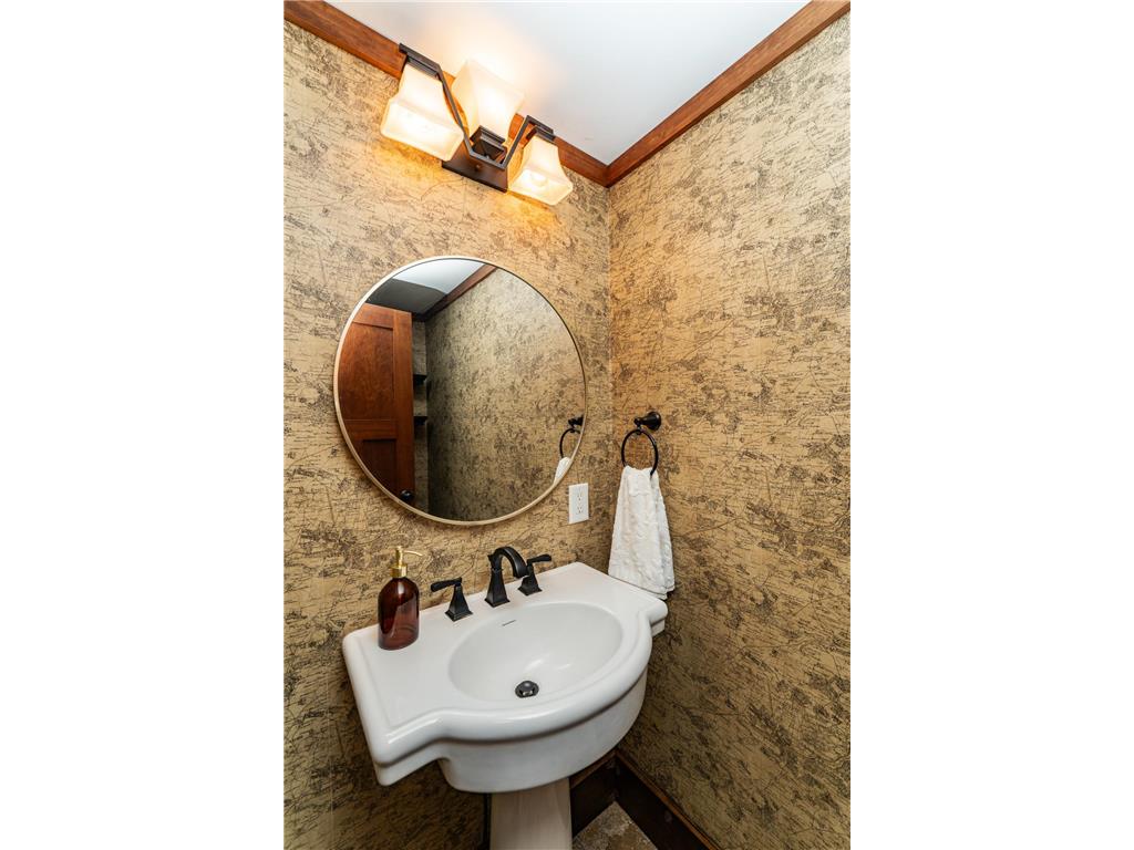 806 4th Street SW Rochester MN 55902 7011271 image21