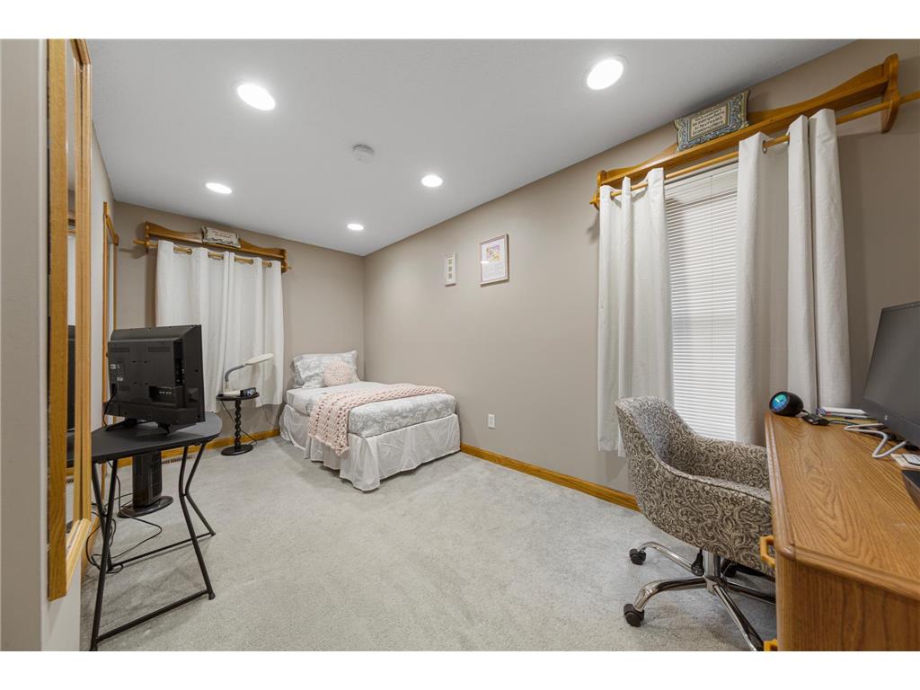 806 5th Street NW Faribault MN 55021 7091476 image17