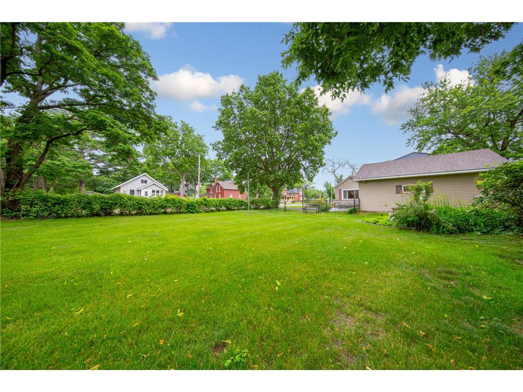 806 5th Street NW Faribault MN 55021 7091476 image3