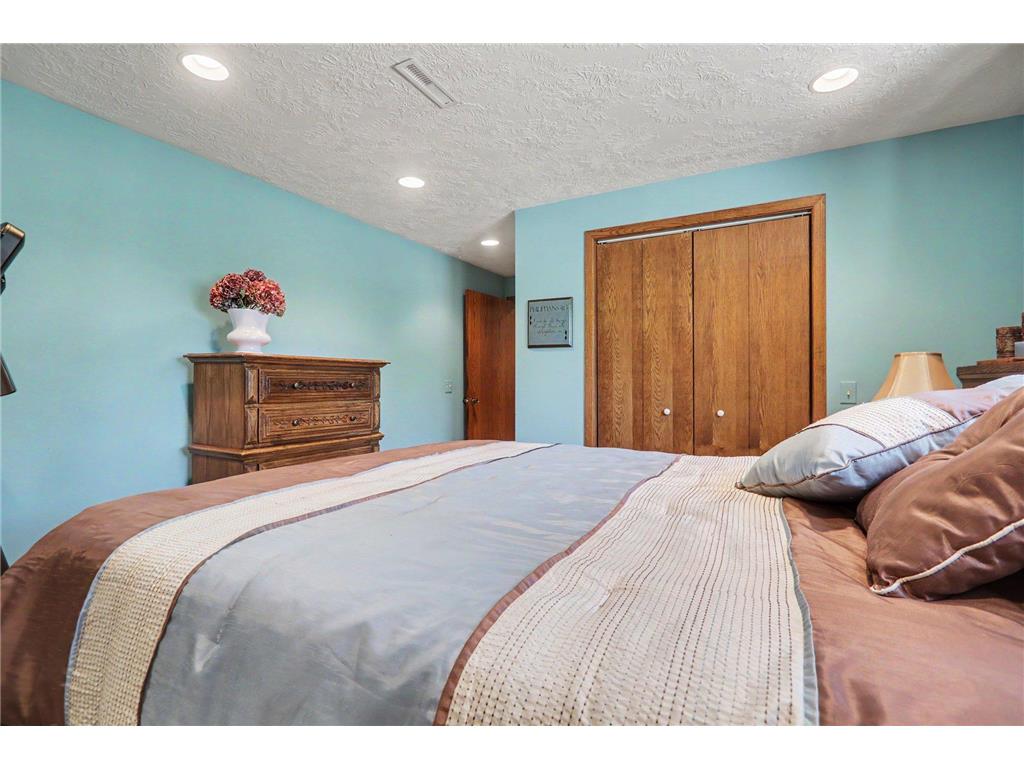806 6th Avenue SE Pipestone MN 56164 7071972 image31